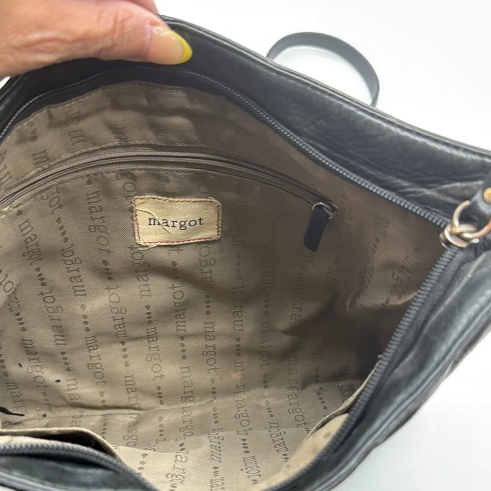 Margot Black Leather Crossbody Bag BP8054